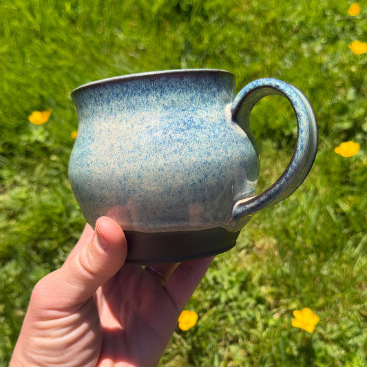 Onyx Pearl mug