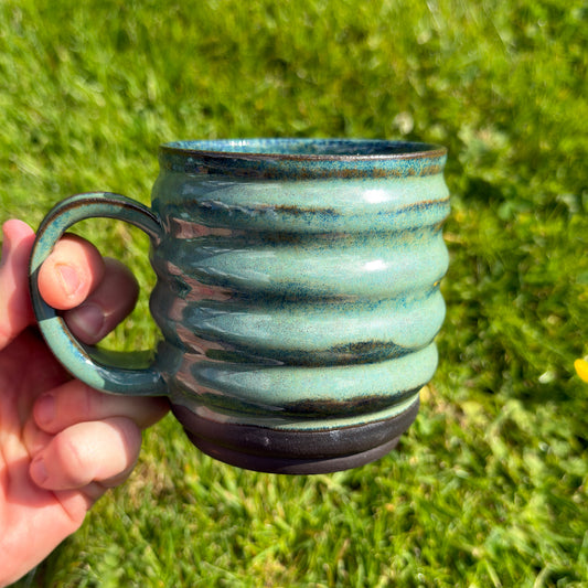 Onyx Hydra Mug